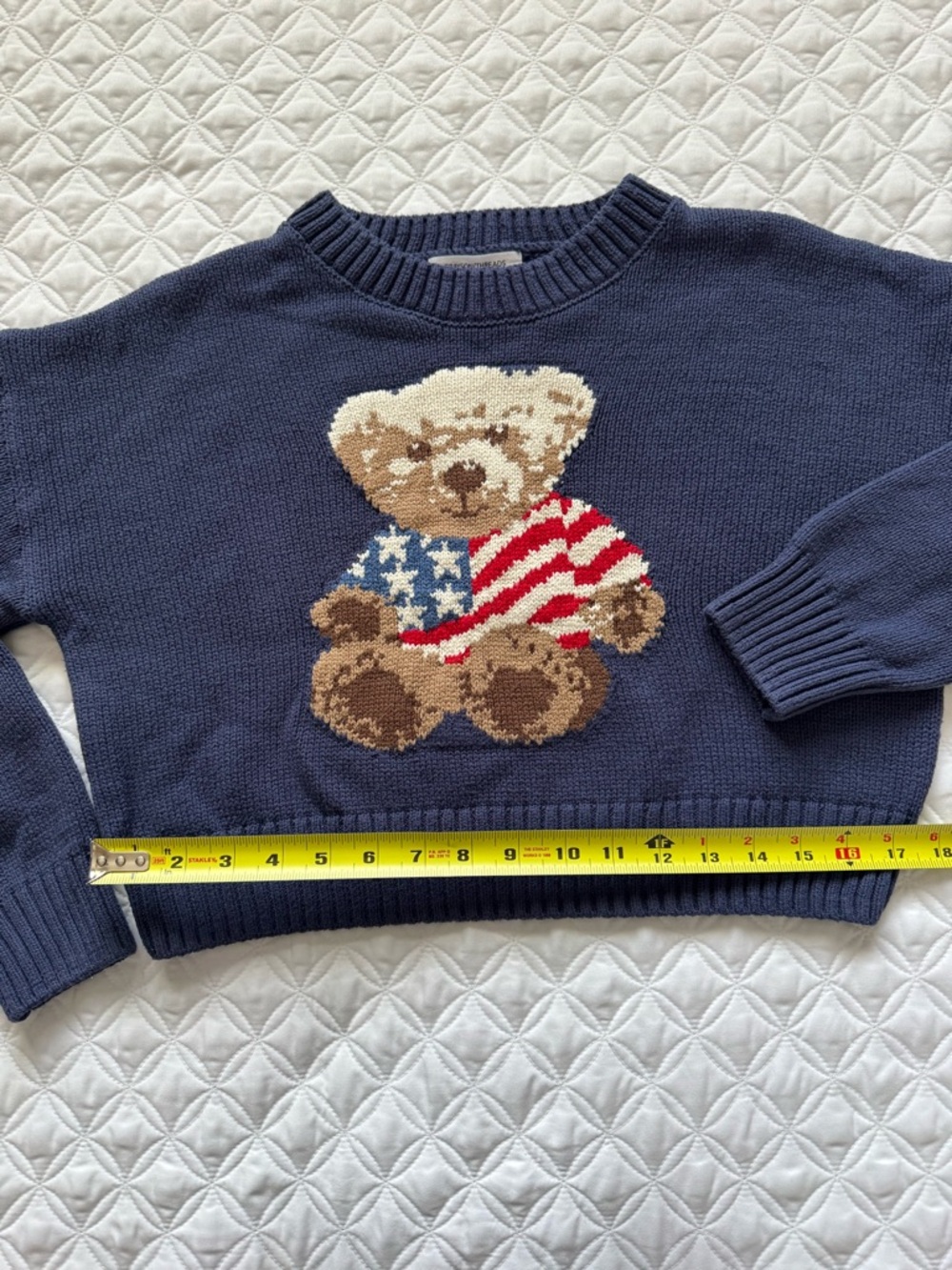 Grayson Threads Navy Blue Crewneck Cropped Sweater Teddy Bear USA Flag Size M - Picture 6 of 13
